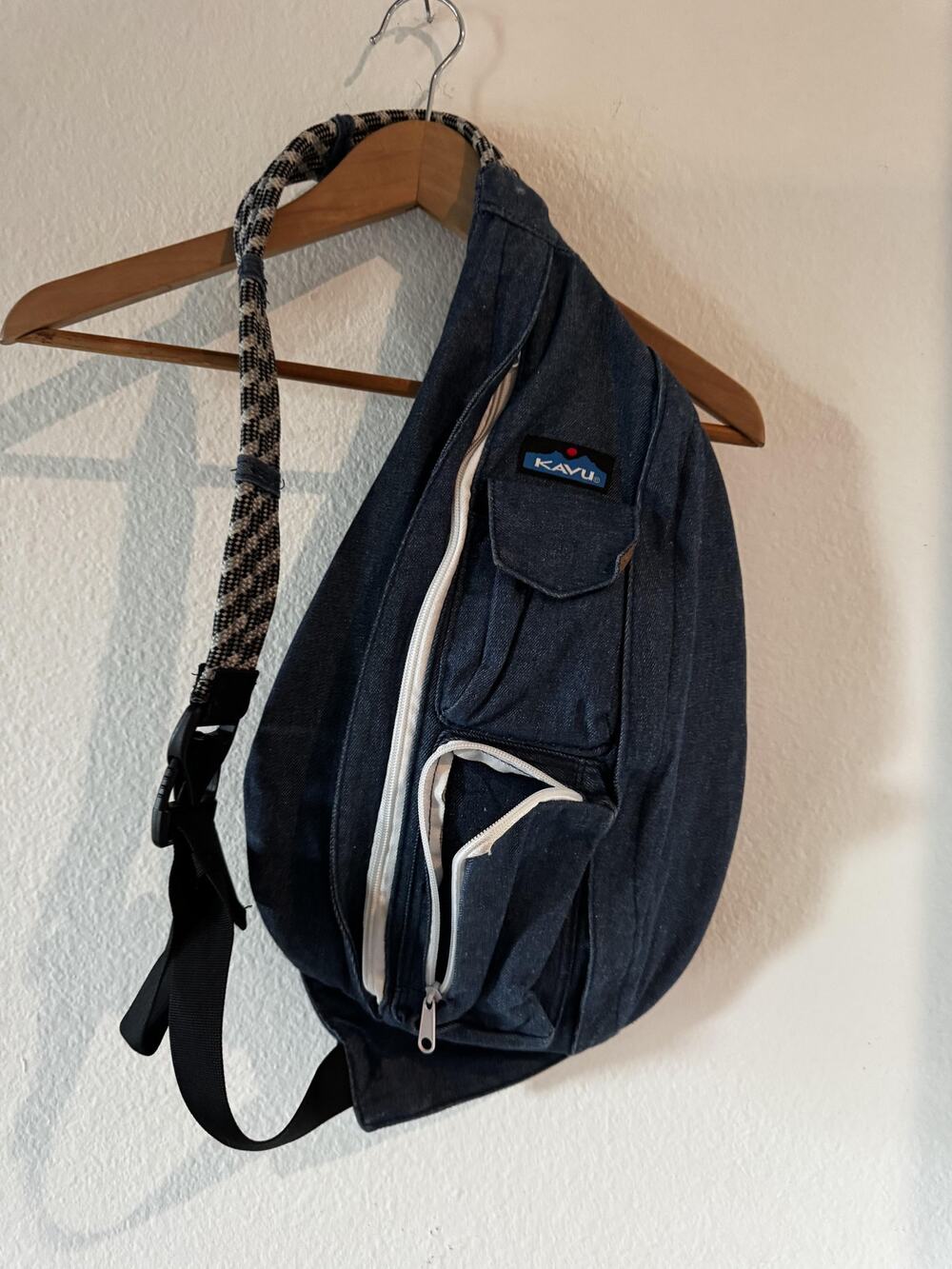 KAVU Rope Sling Denim Crossbody Bag Navy Blue Houndstooth Strap